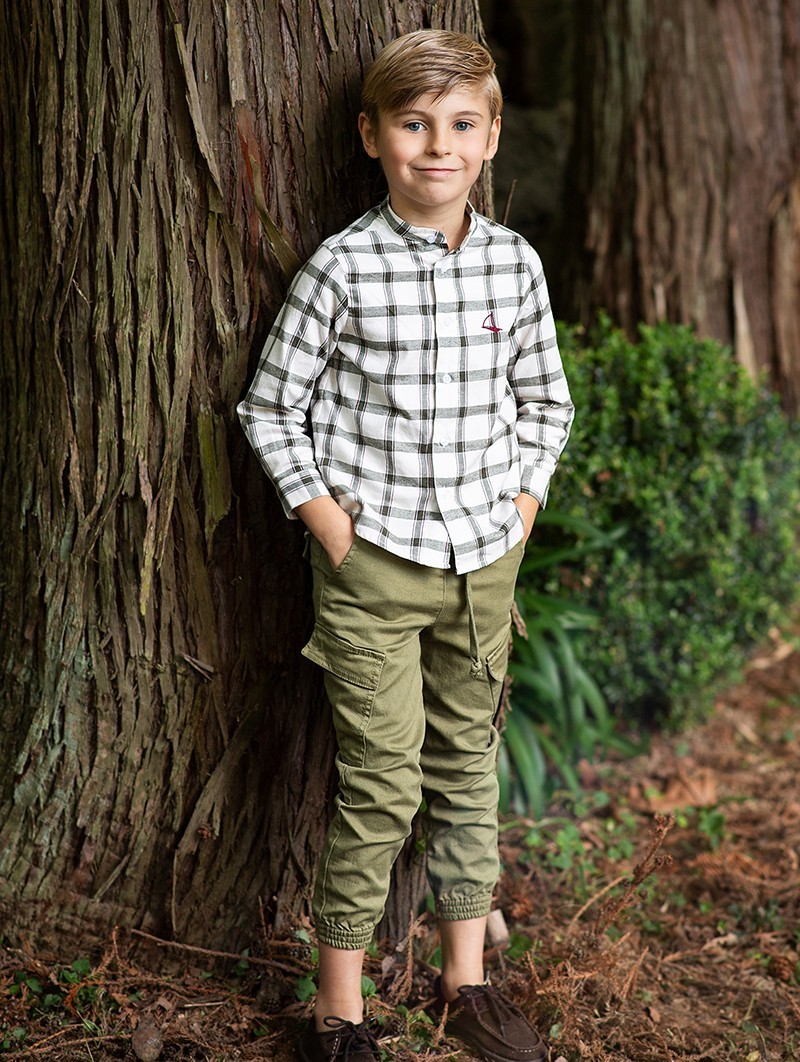 Mandarin collar chequered shirt