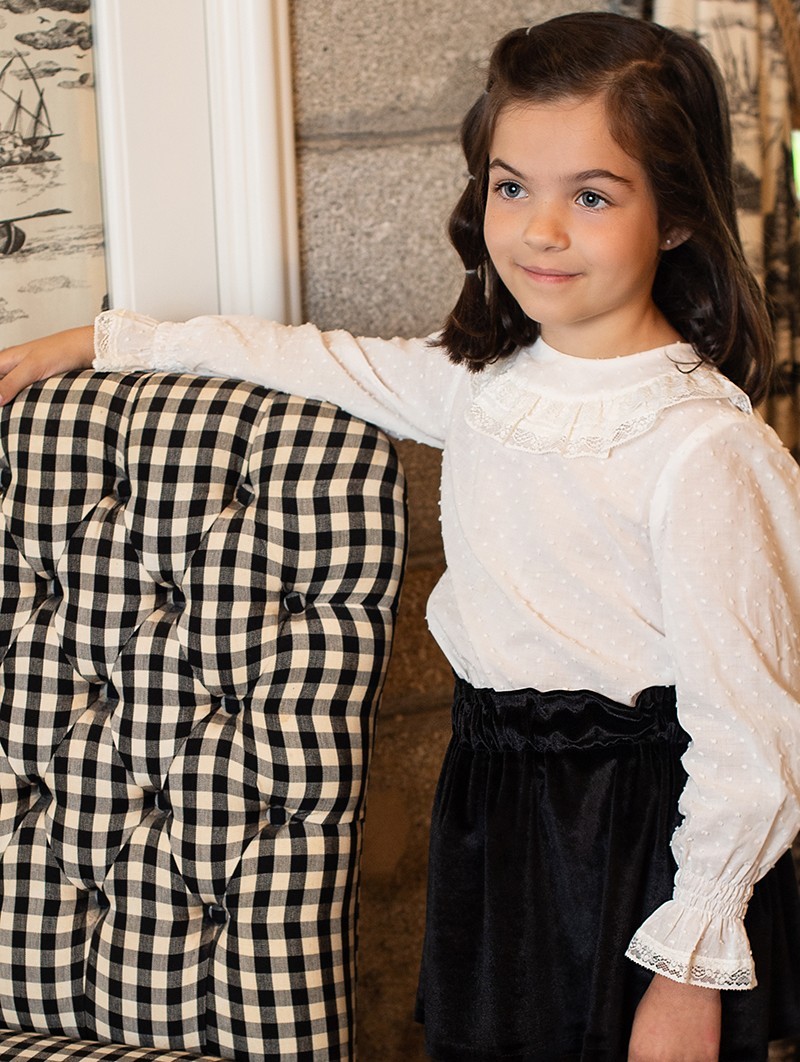 Magic blouse