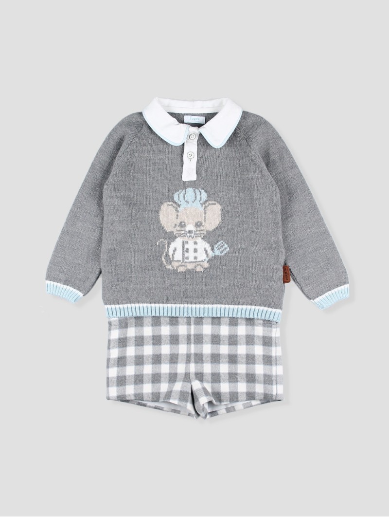 Los Fogones sweater and shorts