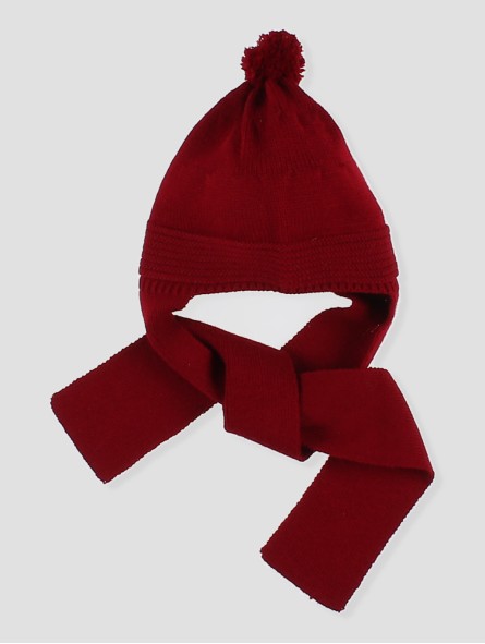 Unisex bonnet and scarf