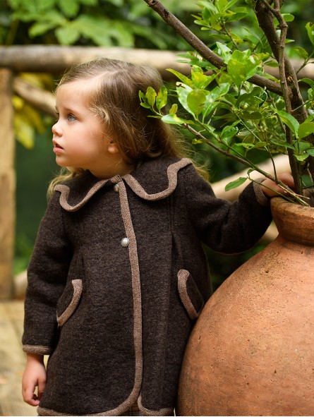 Girl coat with contrasting trims