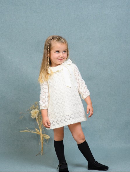 El Teatro girl dress