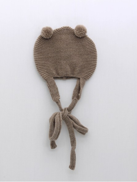 Unisex knit hat for babies