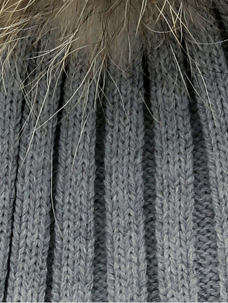 Gorro pompón cabelo