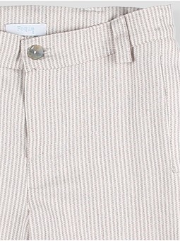 Pantalón corto Ramas